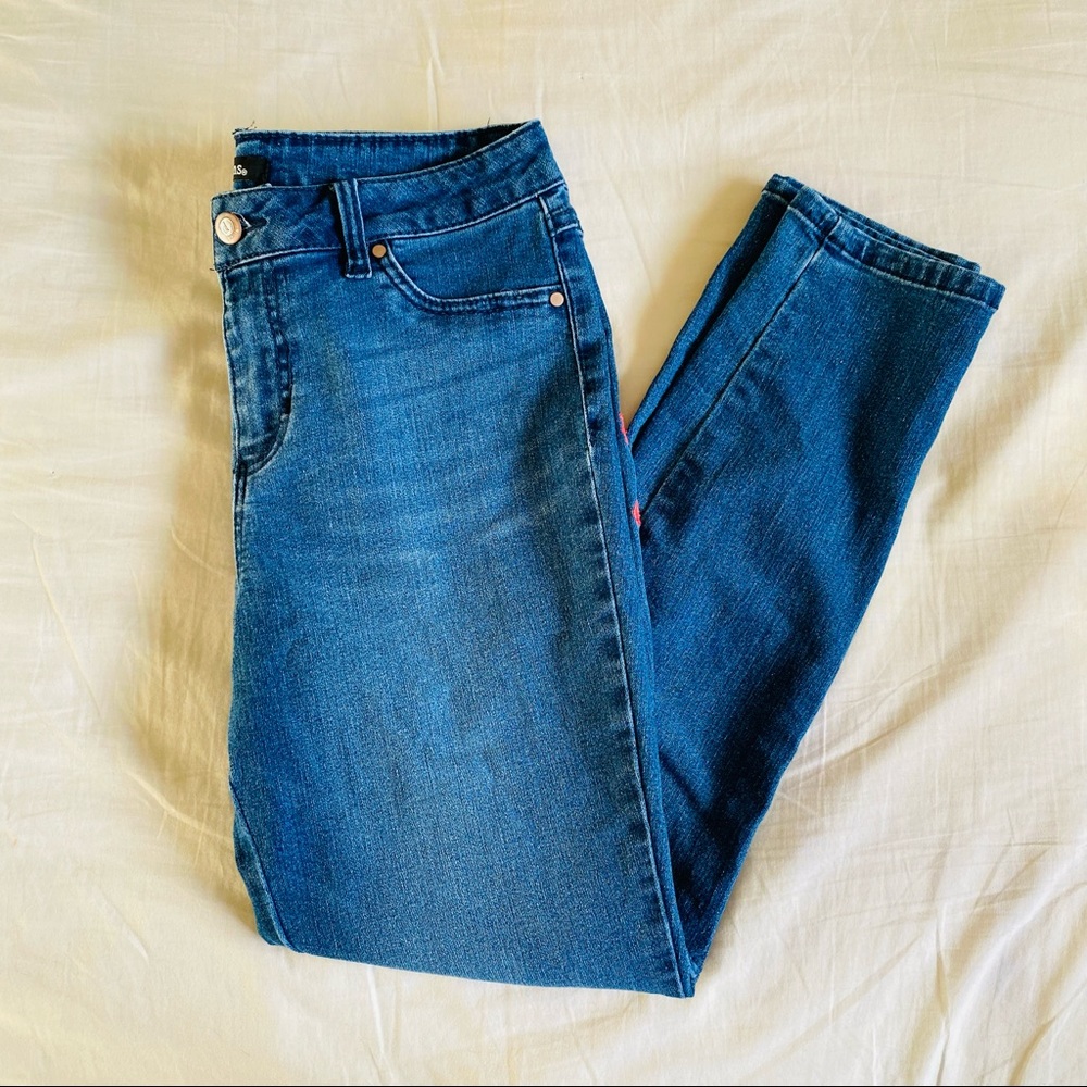 Embroidered Skinny Jeans